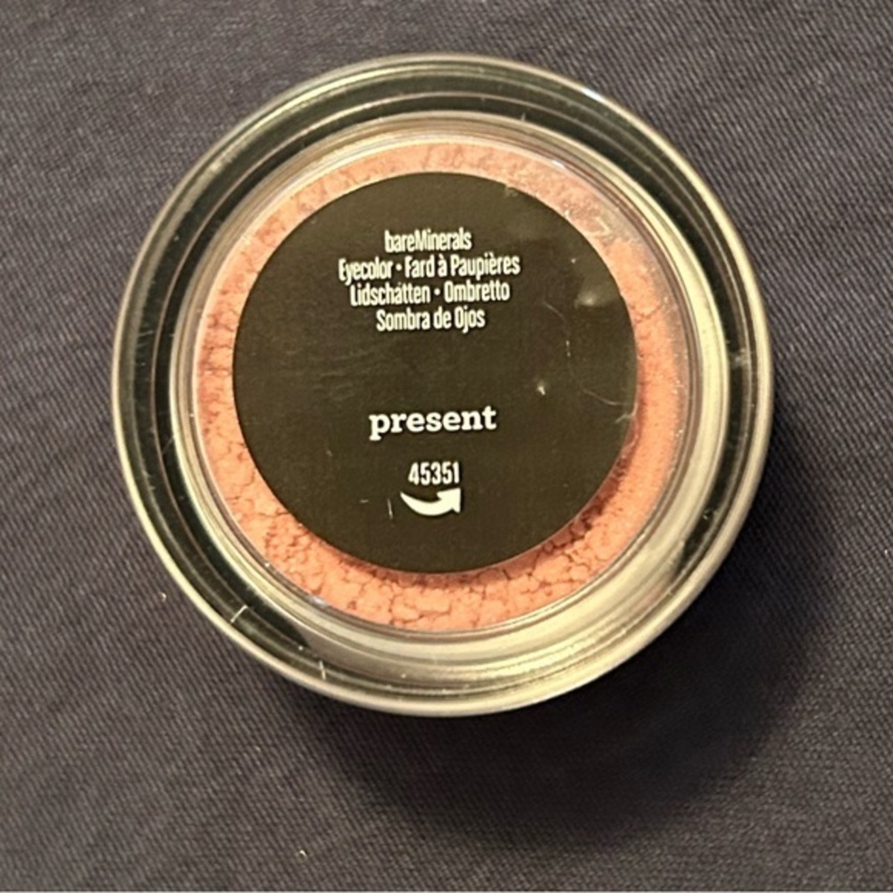 New Bare Minerals Present Eyeshadow
